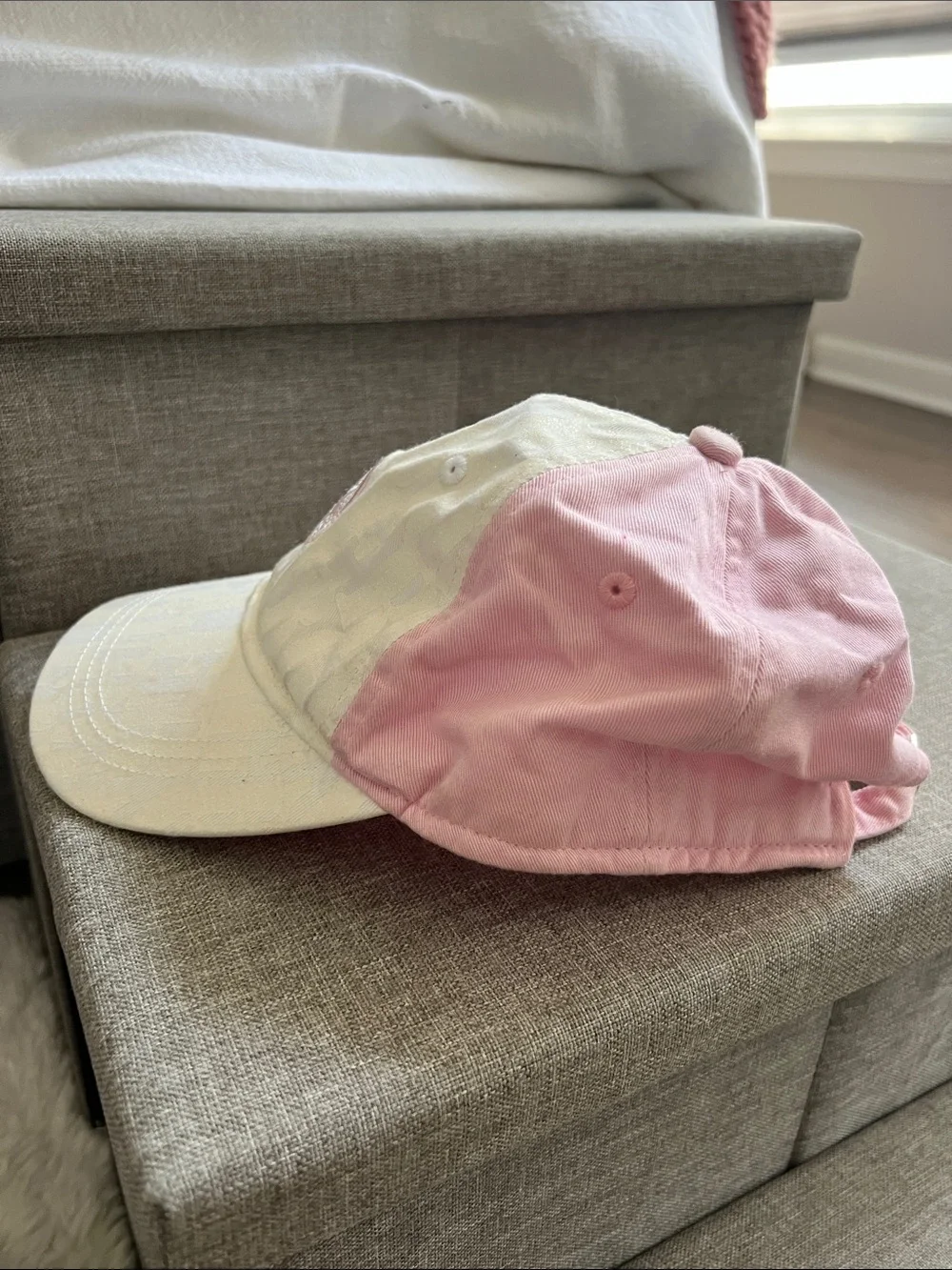 Women’s Steelers White and Pink Embroidered Star Baseball Cap